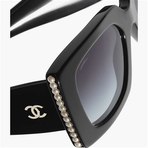 chanel sonnenbrille reduziert|chanel sunglasses with on side.